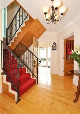 Claremount House B&B-2